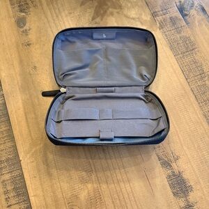 Bellroy Tech Kit